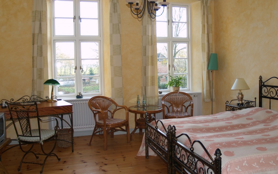 De kamers beloven een rustgevende slaap in de absolute rust van het huis, © Landhaus Schloss Kölzow/Detlef von der Lühe