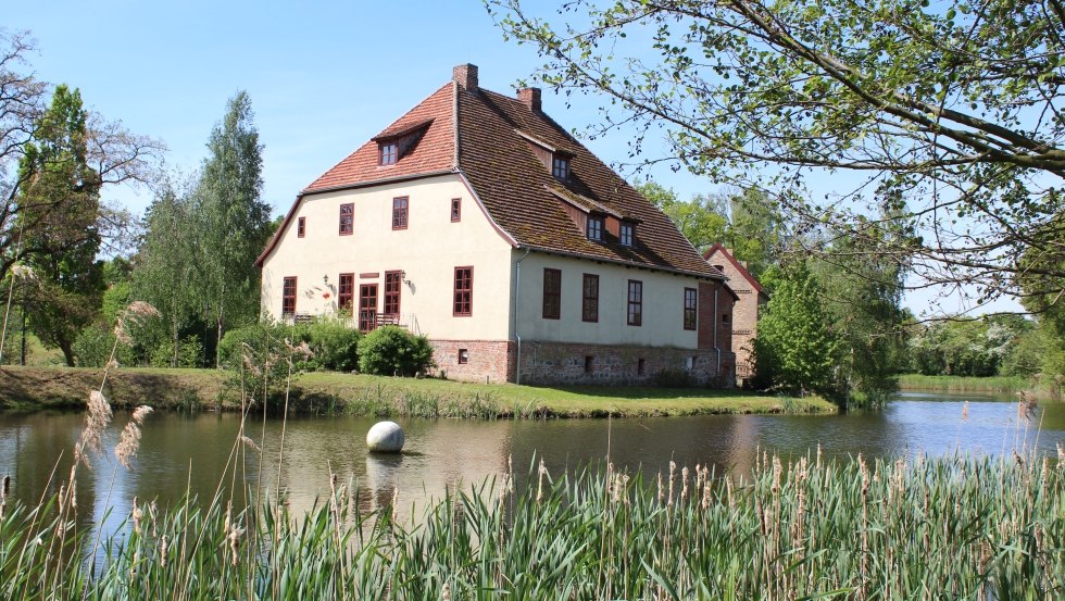 Liepen moated castle // © Burmeister Liepen moated castle // © Burmeister