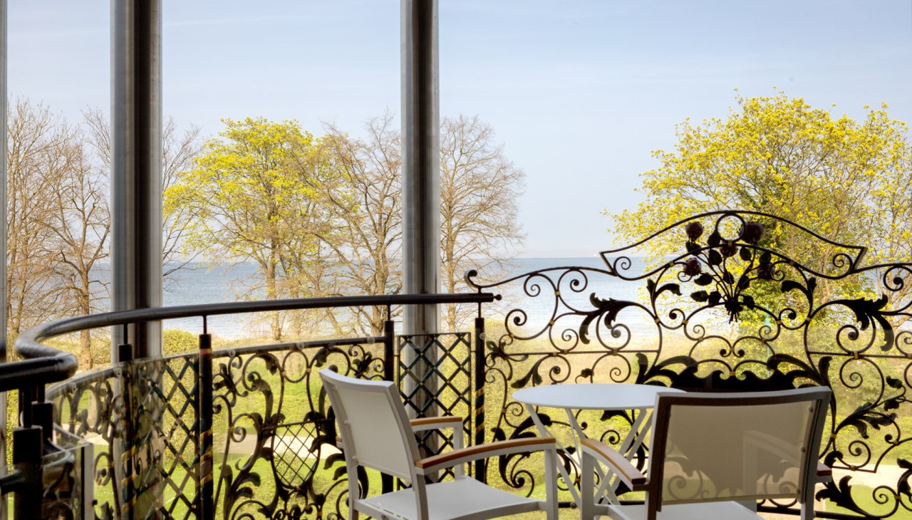 Kaiserhof_Heringsdorf_302_Themensuite_Meerseite mit Balkon_Q6A9666, © Hotel Kaiserhof Usedom