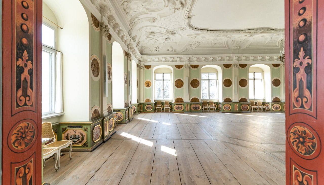 De Ridderzaal op het landgoed Hohen Luckow kan worden gehuurd., © DOMUSImages De Ridderzaal op het landgoed Hohen Luckow kan worden gehuurd., © DOMUSImages