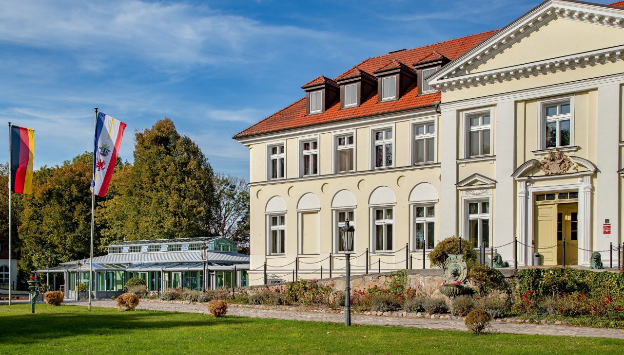 VOWOSOL_Seeschloß_Schorssow_2997-min komp, © ZVG Schloß Schorssow
