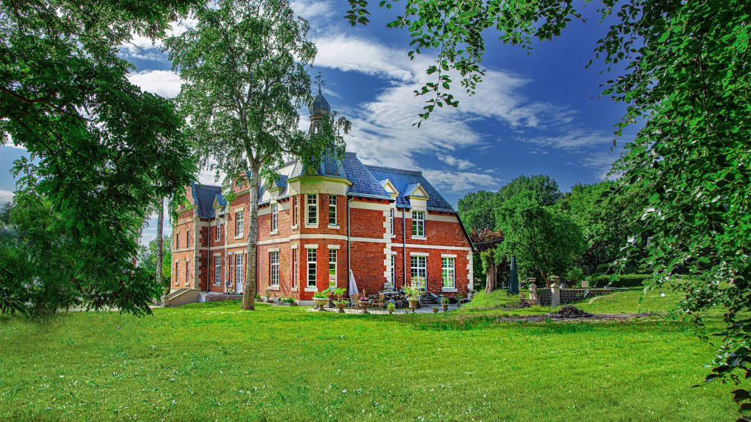 Widok dworu Brookhusen z zewnątrz, © Herrenhaus Brookhusen / T. Paulus