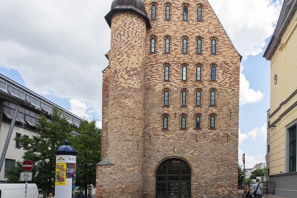 de Michaelisklosterkerk in het centrum van Rostock, © Frank Burger