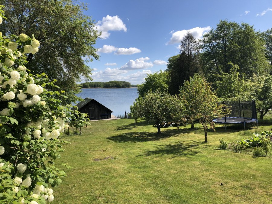 The view of the lake from the terrace, © Michael Rohde