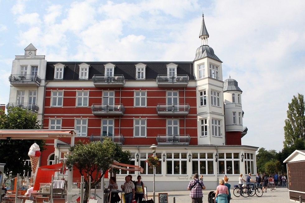 Buitenaanzicht van het hotel, © Sabrina Wittkopf-Schade