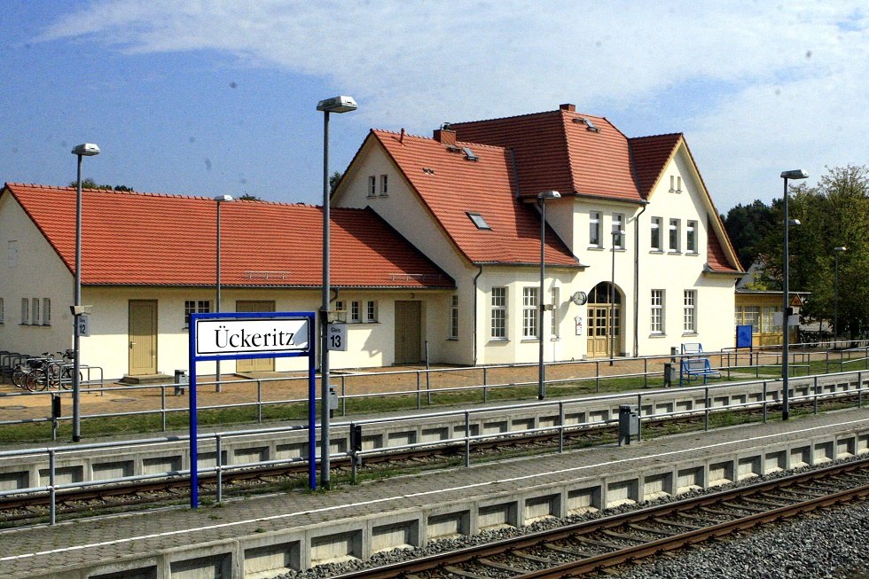 Stationsgebouw, © Sabrina Wittkopf-Schade