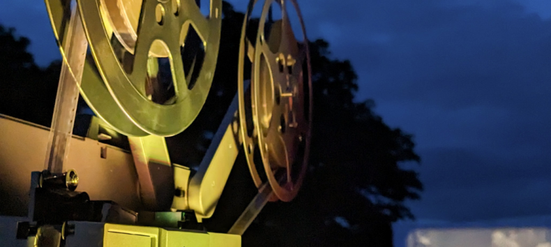 Kino plenerowe na trasie wędrówek // © BEECH Plauer See Kino plenerowe na trasie wędrówek // © BEECH Plauer See