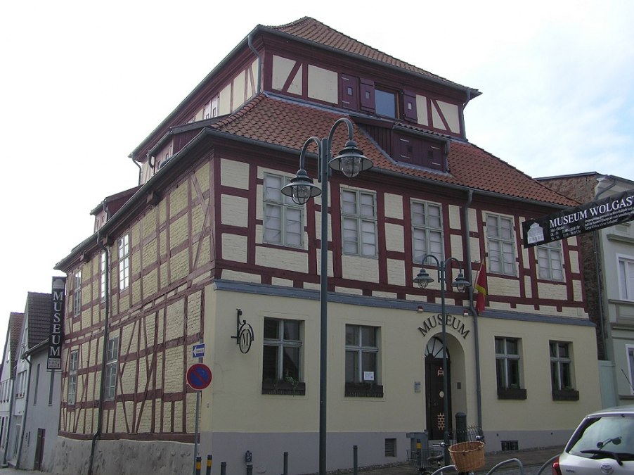 Widok na muzeum miejskie "Kaffeemühle" w Wolgaście, © Baltzer