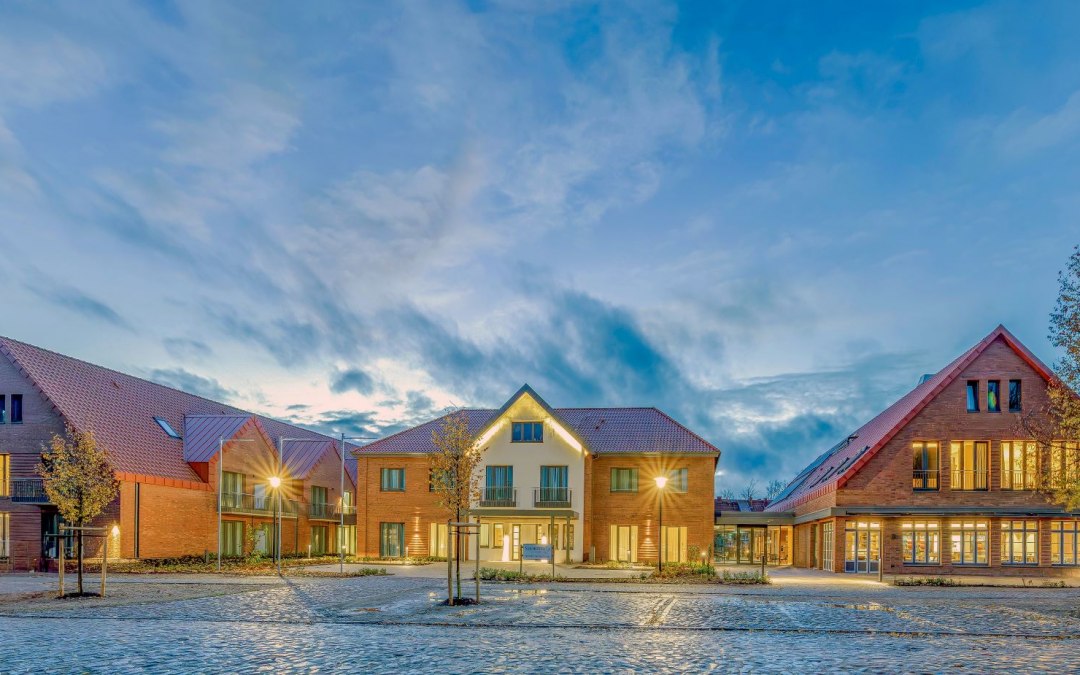 Seehotel Zarrentin - widok z zewnątrz, © Seehotel Zarrentin