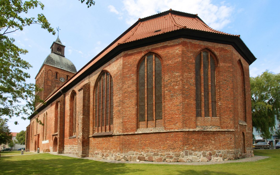 Ceglany gotycki kościół miejski Najświętszej Marii Panny, © Axel Attula