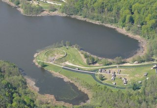 Het openluchtmuseum Groß Raden // © Landesamt für Kultur und Denkmalpflege Mecklenburg-Vorpommern, Landesarchäologie Het openluchtmuseum Groß Raden // © Landesamt für Kultur und Denkmalpflege Mecklenburg-Vorpommern, Landesarchäologie