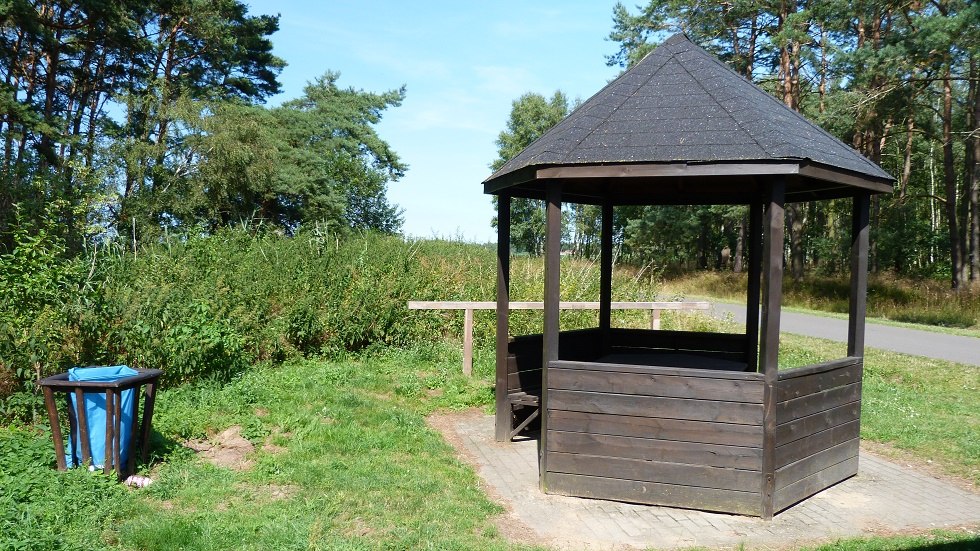 Picknickstation bij het surfstation, © Ummanz-Information/Bordych