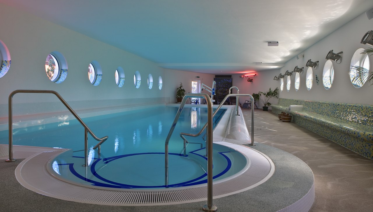 Kryty basen w hotelu, © Uwe Schlüter Kryty basen w hotelu, © Uwe Schlüter