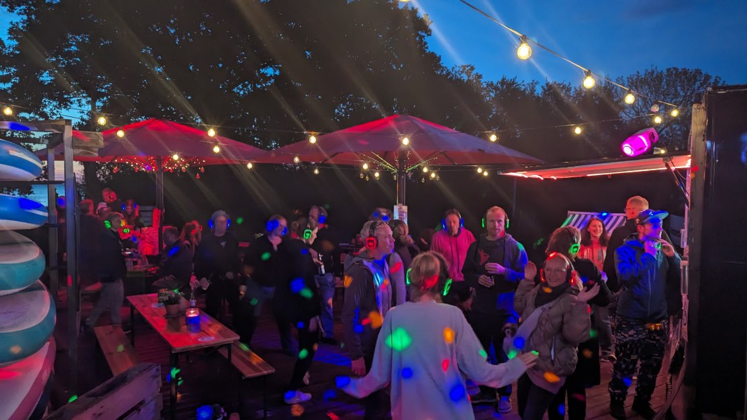 kitesafe.de BeachBar - SilentSchwoof hoofdtelefoon party, © kitesafe.de