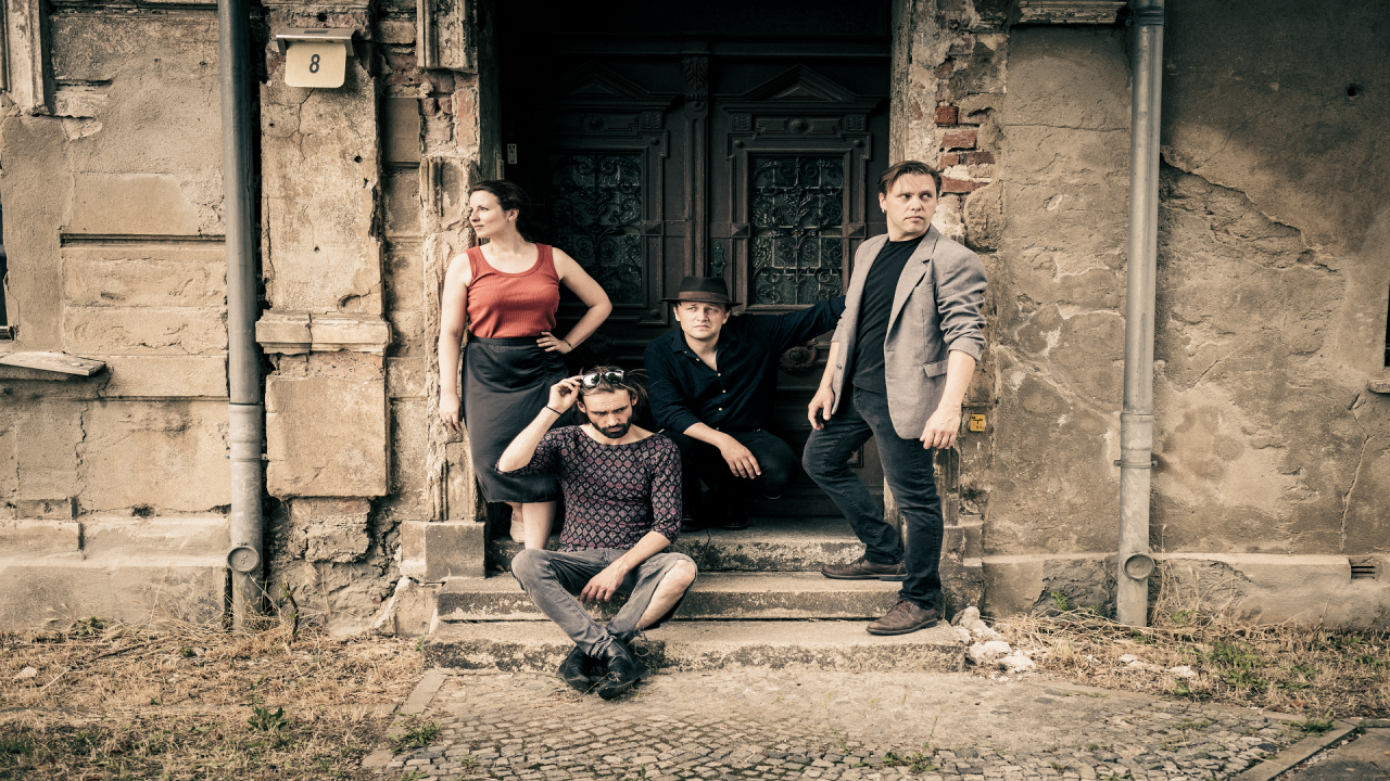 &copy; Clemens Schiesko