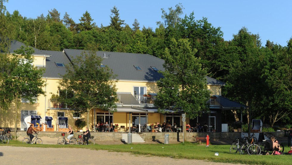 Buitenaanzicht van het Strandhaus zum Inselsee, © Strandhaus am Inselsee