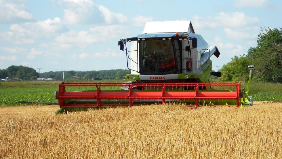 Ervaar moderne landbouw op het veld en in de schuur, © DLJ GmbH
