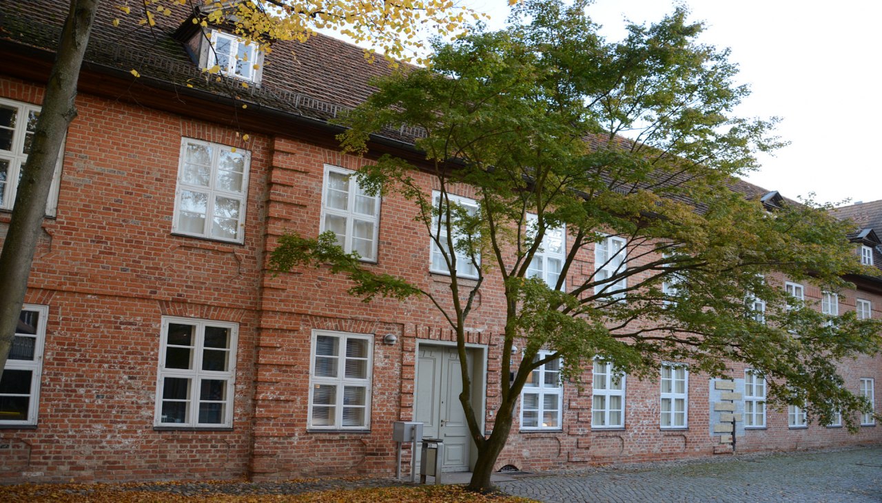 Ingangsgebied van Sleeswijk-Holstein, © Eingangsbereich des Schleswig-Holstein Hauses Ingangsgebied van Sleeswijk-Holstein, © Eingangsbereich des Schleswig-Holstein Hauses