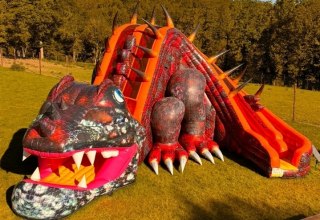 &copy; Drache_Rutsche.jpg