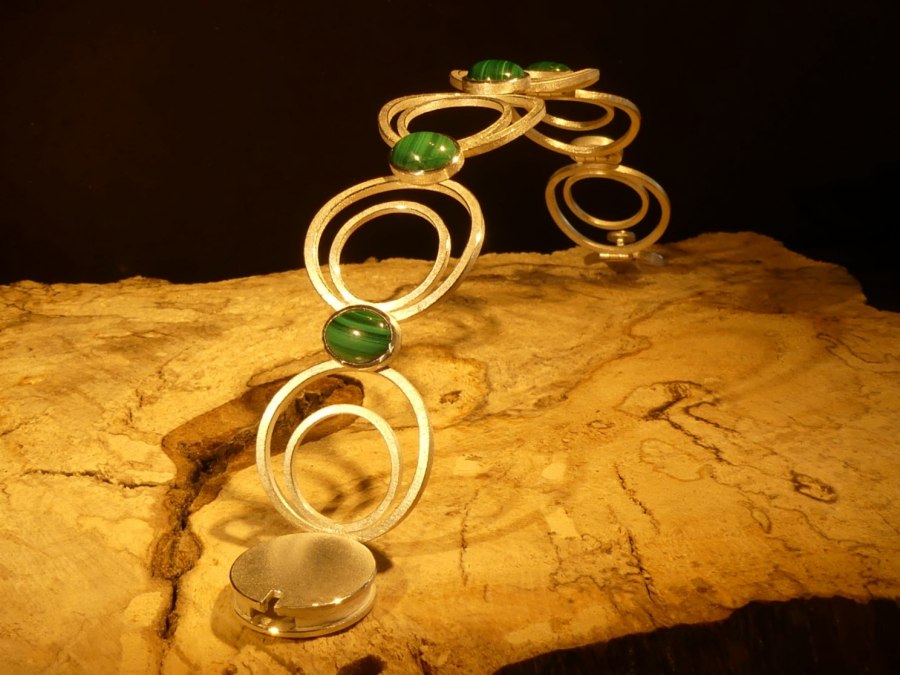 Bracelet, © Vivien Hellweg Bracelet, © Vivien Hellweg