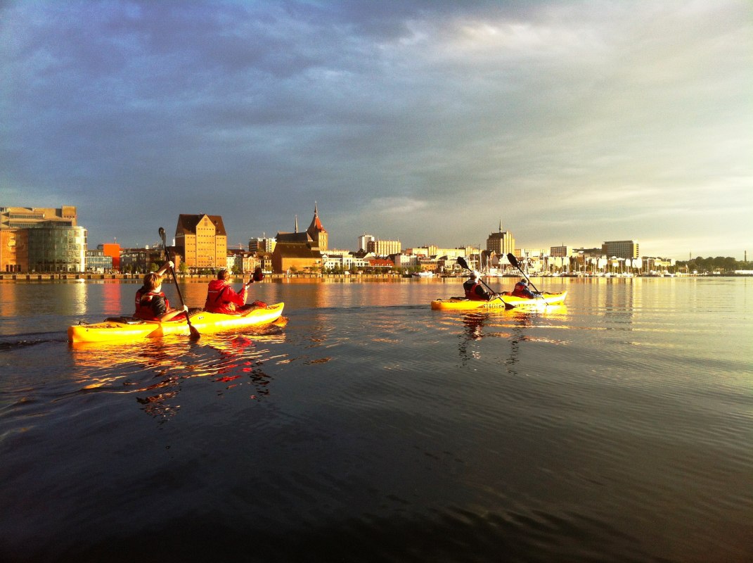 Wieczorna atmosfera w porcie w Rostocku, © Ronald Kley Wieczorna atmosfera w porcie w Rostocku, © Ronald Kley