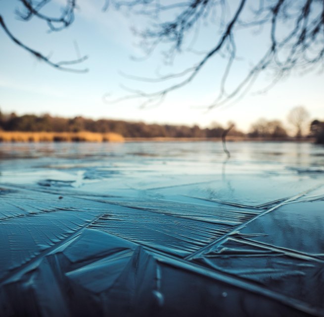 &copy; Matthias Groenevald (pixabay)