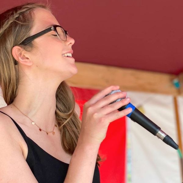 Dörpladen is op zoek naar de superster, © Andrea Fabich-Albrecht Dörpladen is op zoek naar de superster, © Andrea Fabich-Albrecht