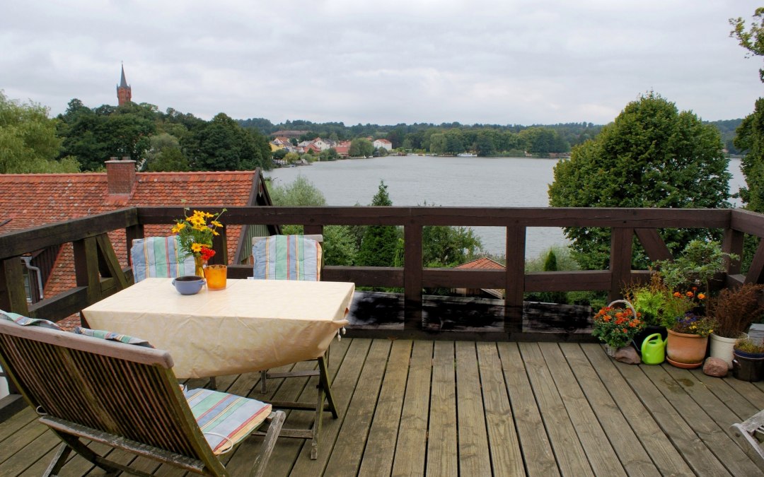 Uitzicht naar het westen vanaf de flat met dakterras, © Bernhard Pfitzner