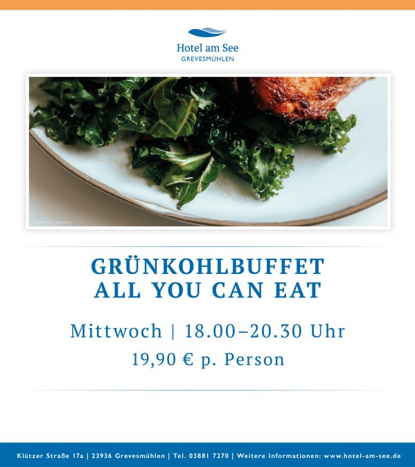 Spicy kale with smoked pork, sausage and boiled potatoes on a plate, rustically served., © spreepiraten® Spicy kale with smoked pork, sausage and boiled potatoes on a plate, rustically served., © spreepiraten®