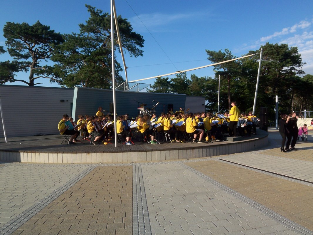 Concert met de "Happy Junior Band, &copy; Happy-Junior-Band.JPG