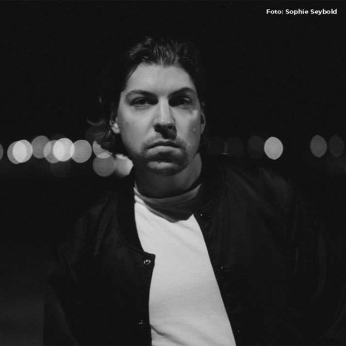 &copy; Sophie Seybold