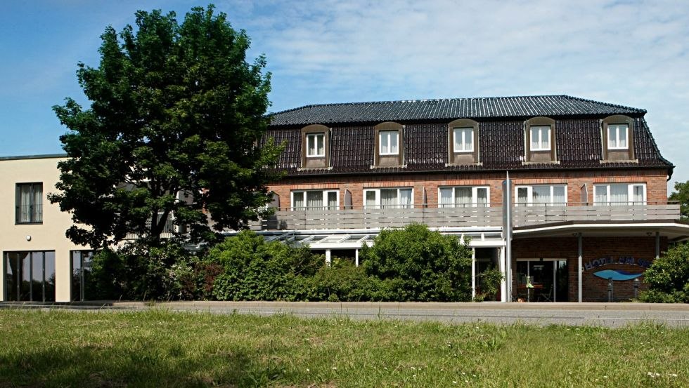 Buitenaanzicht Hotel Am See, © bibendi e.K.