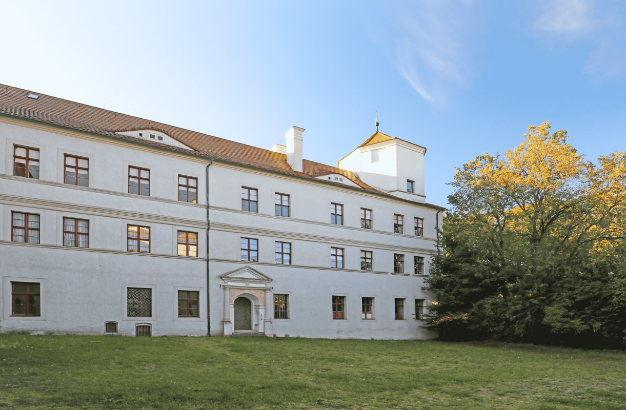 Prz&oacute;d zamka // &copy; TMV/Gohlke