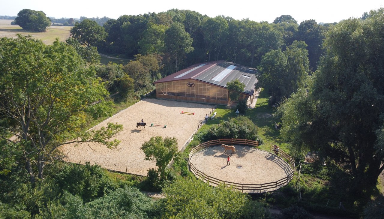 Reitanlage Ansicht oben, © Maximilian Kajahn