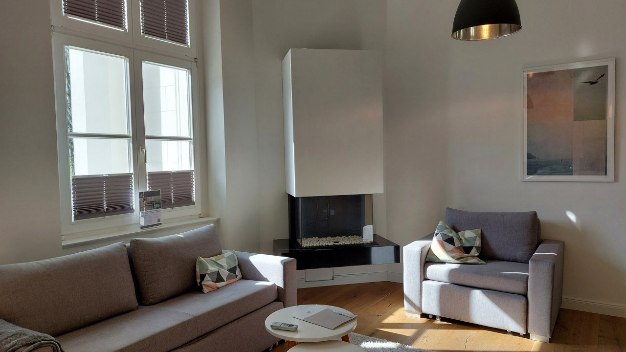 Apartment with living room // &copy; Schloss Hohendorf