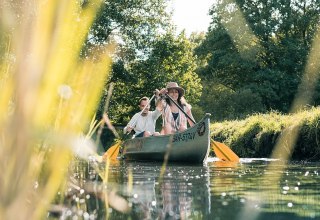 Odkryj r&oacute;żnorodność Mirowa kajakiem // &copy; MV-T/outdoornormaden