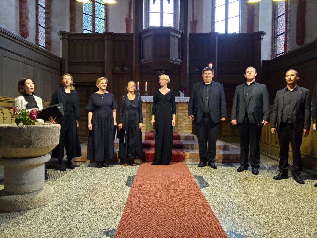 &copy; Ensemble Variatio