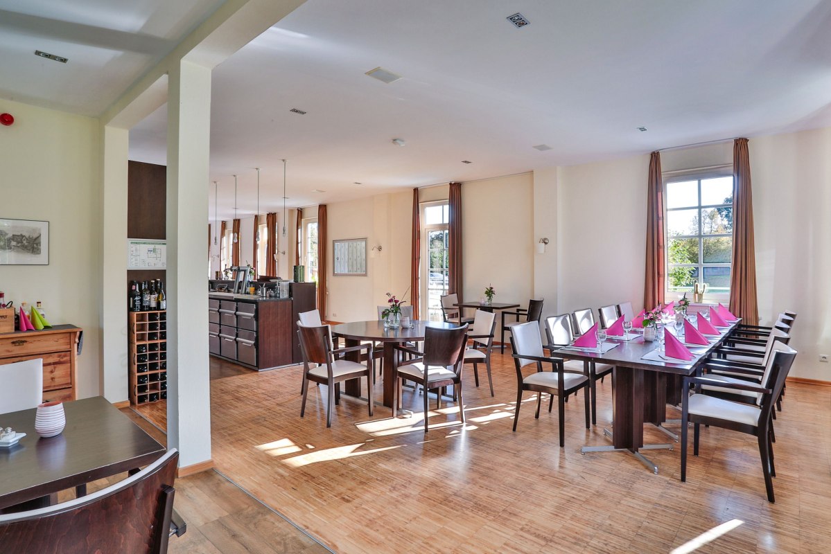 Light-flooded breakfast room // © Gutshaus Gremmelin Light-flooded breakfast room // © Gutshaus Gremmelin
