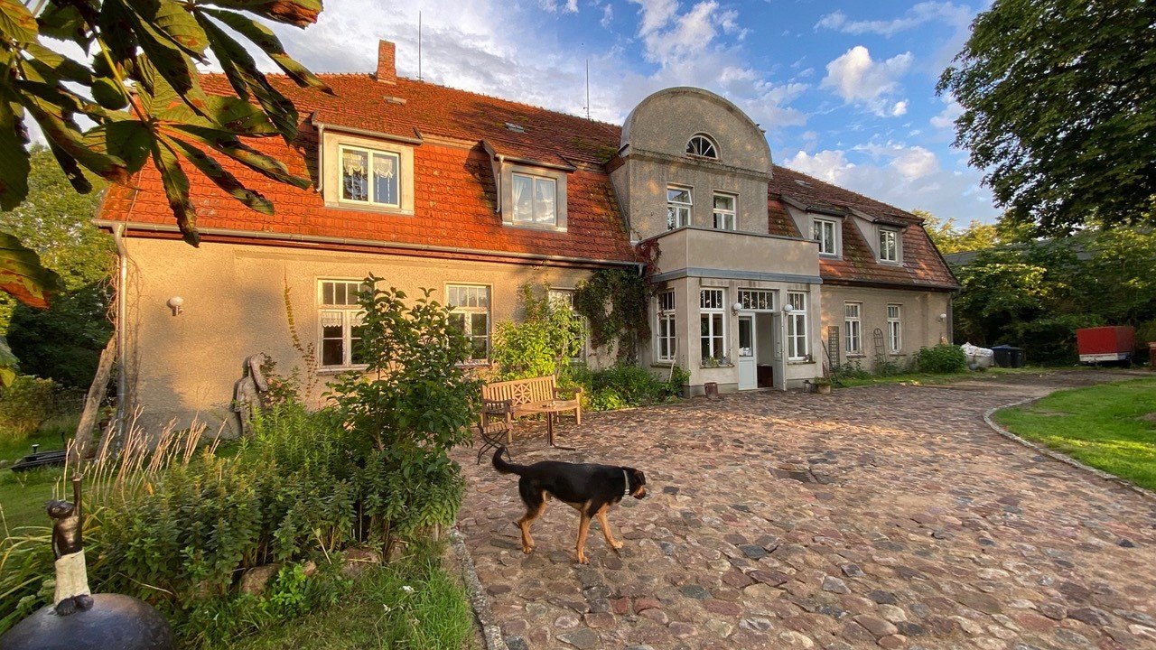 Welcome to Woserin Manor House // © Gutshaus Woserin / Sabine Puschmann Welcome to Woserin Manor House // © Gutshaus Woserin / Sabine Puschmann