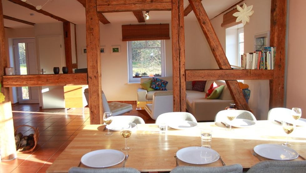 View from the kitchen into the living area of house Nele, © MITourA GmbH