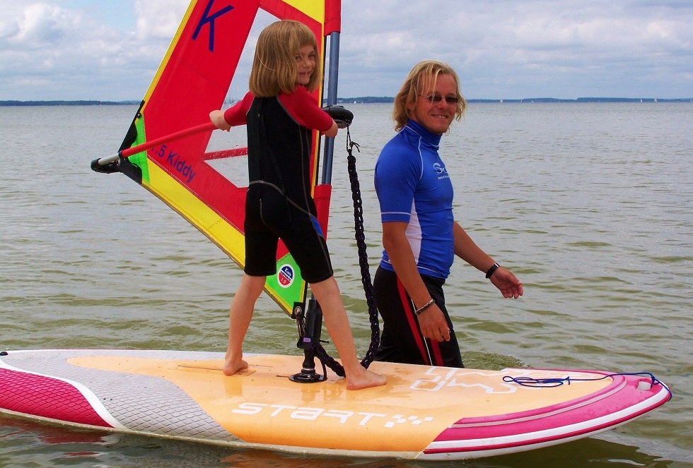 Surflessen voor beginners, speciaal voor kinderen, © Surf-Hecht