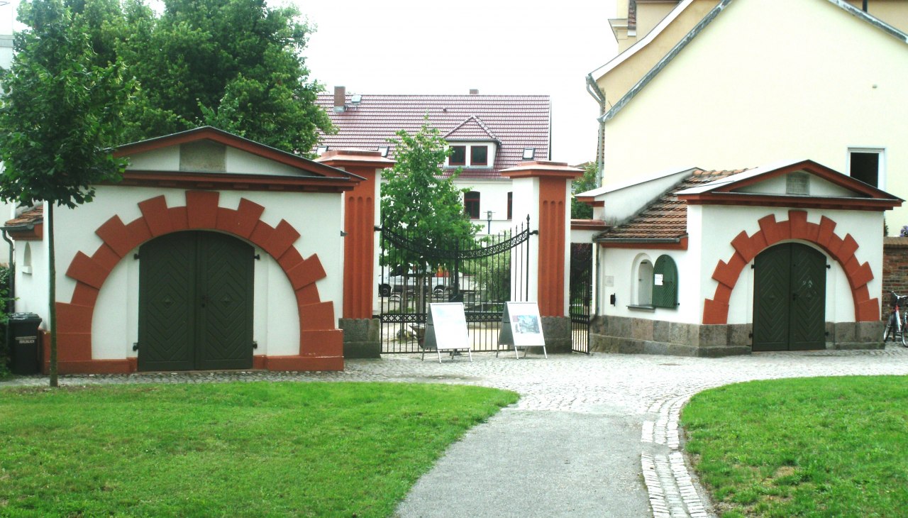 The mausoleums at the Gertrudenfriedhof cemetery in Güstrow, © Anja Kretschmer-Rodenbröker