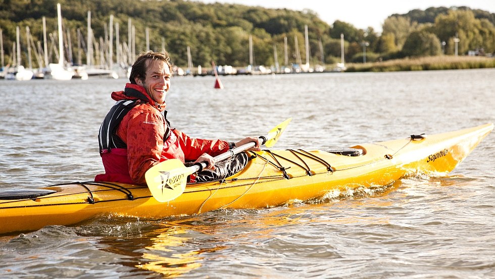 Paddler in front of the port Ralswiek // © Tourismuszentrale Rügen GmbH Paddler in front of the port Ralswiek // © Tourismuszentrale Rügen GmbH
