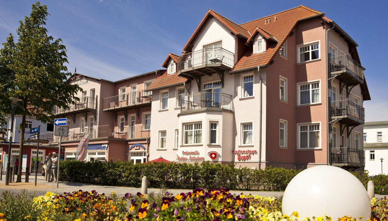 Flatwoning Monika - bij de pier, &copy; Anke Schultz