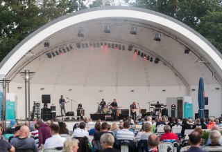 Concert shell in the Kurhaus garden Warnem&uuml;nde // &copy; TZRW/Martin B&ouml;rner
