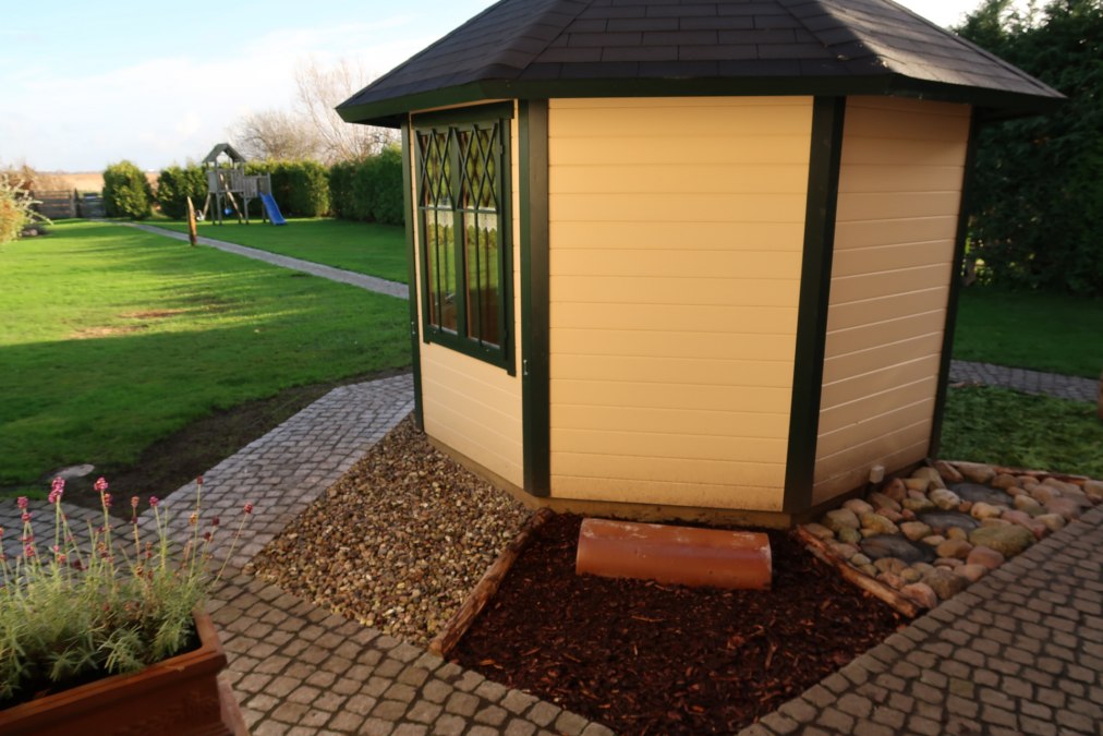Garden-Rest House-Barfusspfad, © S. Maus