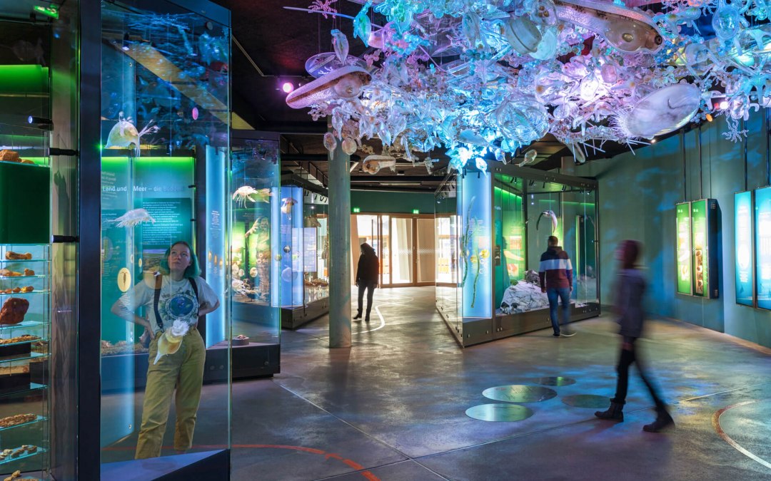 De Oostzee met planktonwolk in het OZEANEUM, © Anke Neumeister/Deutsches Meeresmuseum