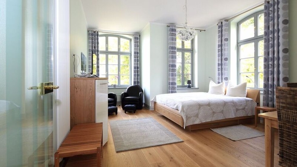 Liefdevol ingerichte kamers in Kasteel Alt Sammit, © Schloss Alt Sammit/ K.H.Kleinpeter