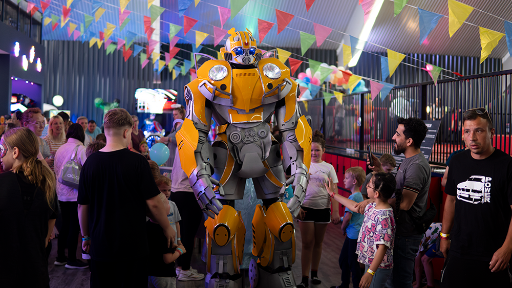 Bumble_bee // &copy; EasyJump