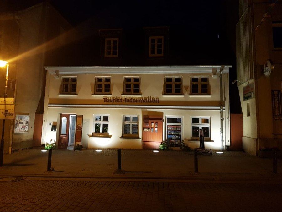 Tourist information at night, © Tourist-Information Malchow